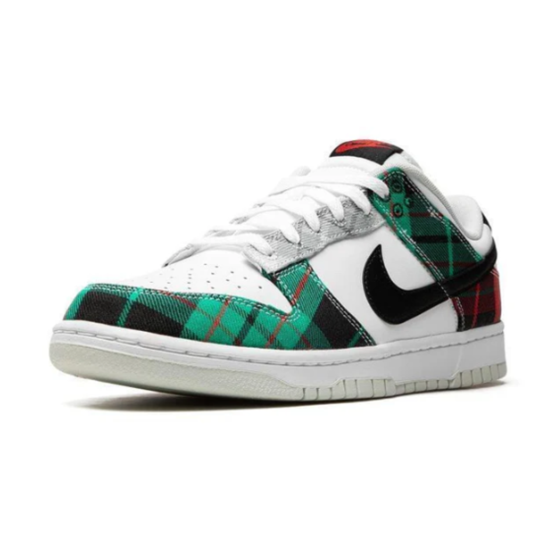 NIKE Dunk Low Tartan Plaid – Image 2
