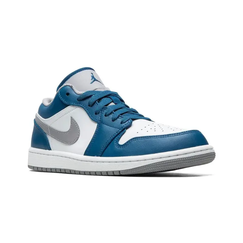Air Jordan 1 Low True Blue sneakers – Image 2