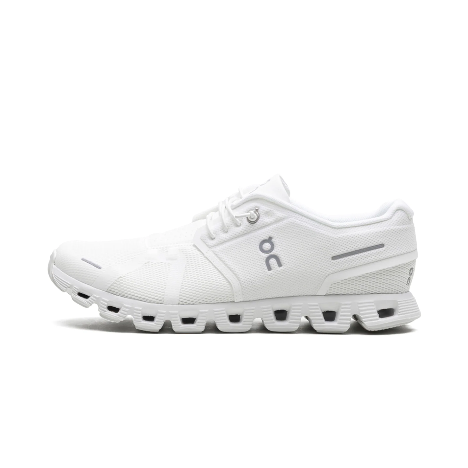 On Running Cloud 5 "All White"